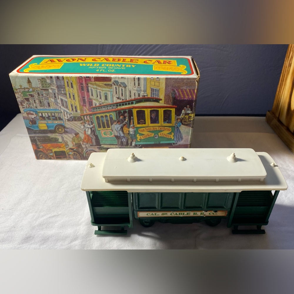 Vintage Avon Cable Car Wild Country after shave collectible decanter- with box